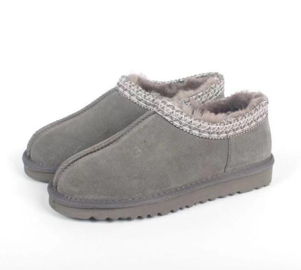

sell classic aus embroidery embossing lady girl women snow boots mini short women boots leisure convenience keep warm boots transshipment, Black