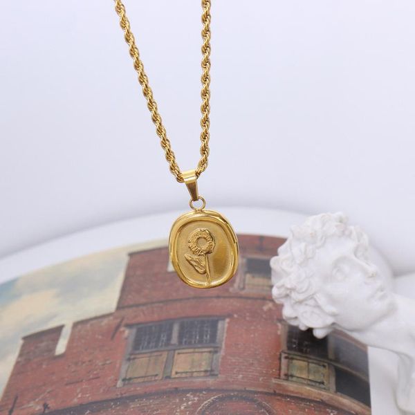 

pendant necklaces 18k gold plated stainless steel twisted chain flower necklace for women stacking clavicle choker jewelry, Silver
