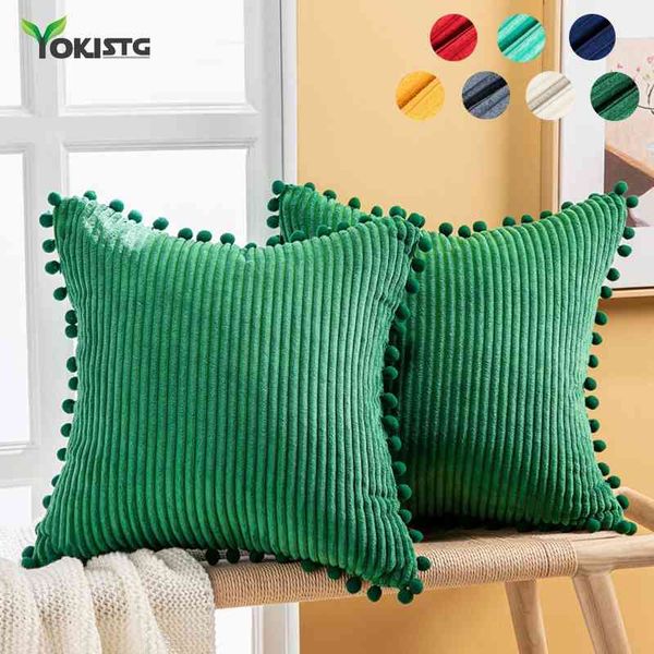 Federe in velluto a coste morbide Fodera per cuscino in tinta unita Federa decorativa con palline per divano letto Car Home Throw Pillow Pom Poms 210401