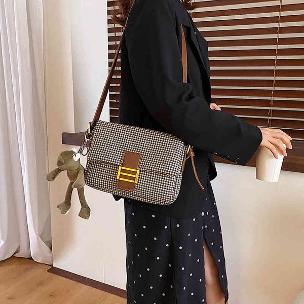 

bags handbags wallets women's bag 2021 fashion net red same versatile texture literary splicing thousand bird lattice small square mess, Black;red