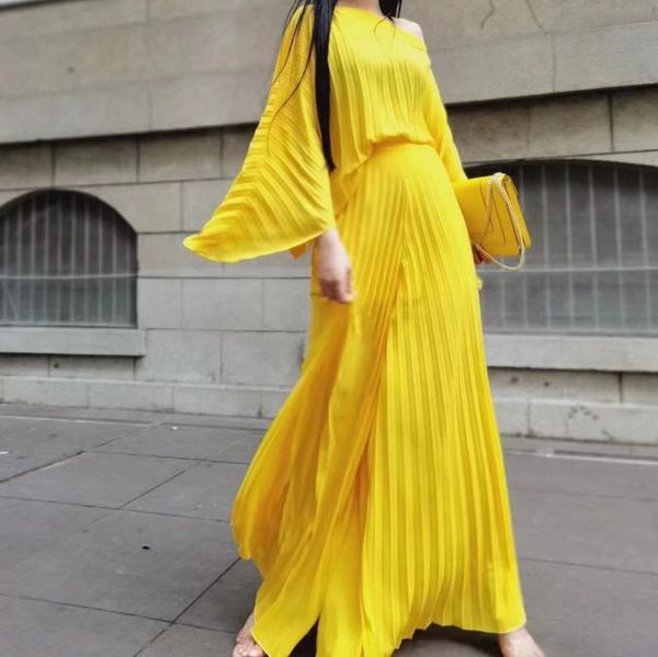 

women's two piece pants superaen spring and summer 2021 fashion slash neck batwing sleeve tshirt pleated wide leg pant pieces sets, White