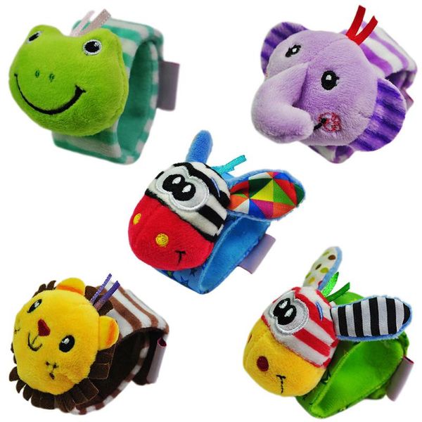 

3pieces/lot1 pcs baby plush wrist strap rattle cute animal toys filled with pp cotton built-in bells to comfort baby emotions