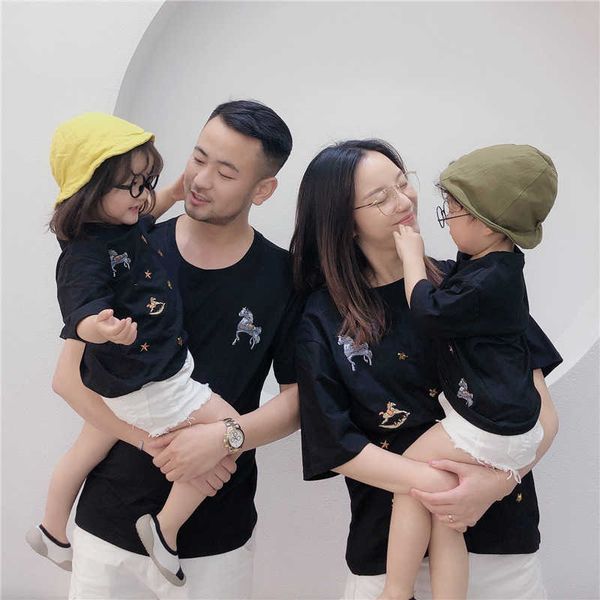 

summer cotton sequin embroidered short-sleeved parent-child t-shirt family outfit matching 210701, Blue