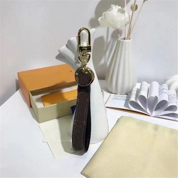 

classic letters flowers key rings womens mens leather design keys holder delicate charm car keyrings keychains, Slivery;golden