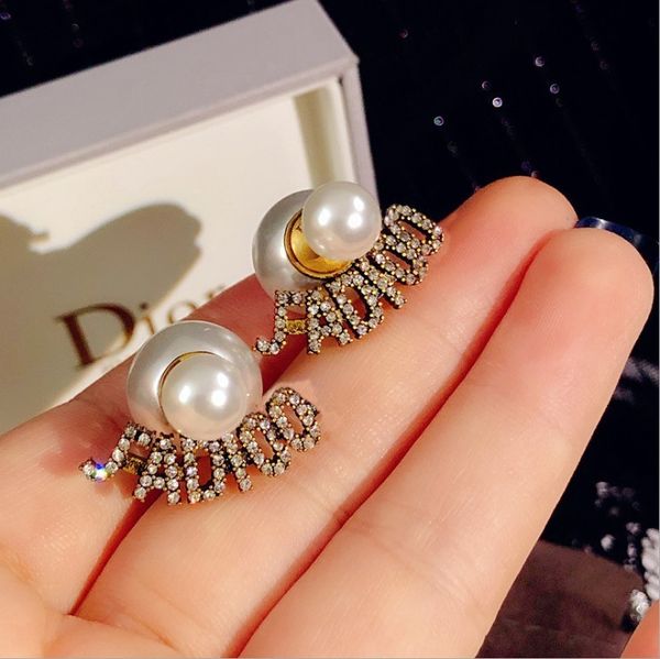 

fashion charm d family 2021 back hanging pearl net red bronze full diamond letter earrings 925 silver needle, Golden