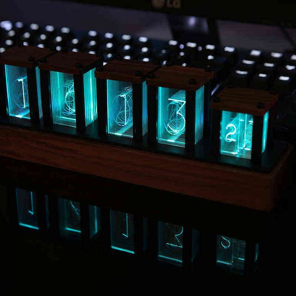 2022 Cyberpunk-Stil Tischröhrenuhr RGB imitierte Glow Nixie Tube Clock Kreative LED elektronische Digitaluhr Weihnachtsgeschenk 211111