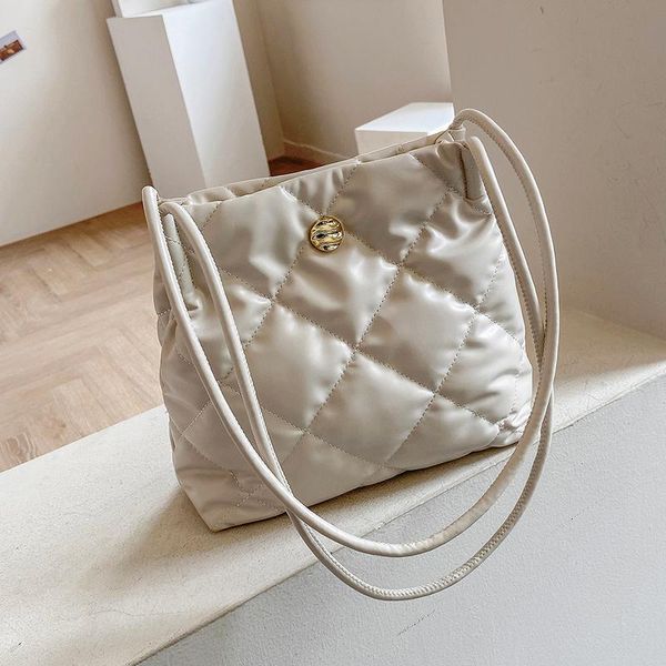 

evening bags niche design handbags 2021 fashion handbag rhombic bucket bag underarm shoulder width: 26cm