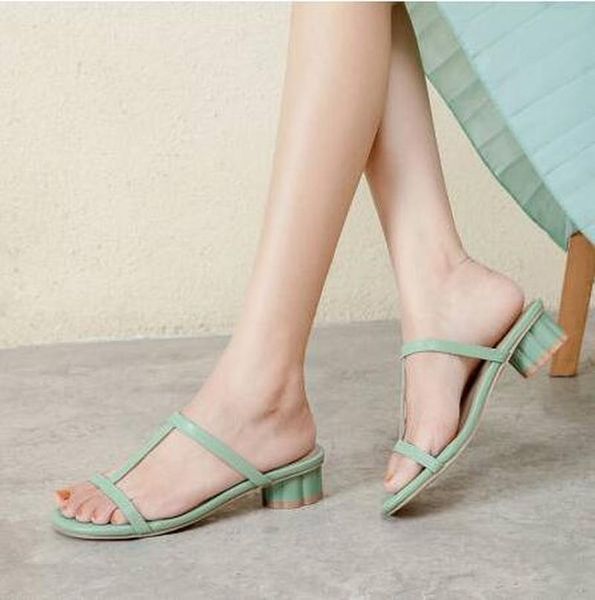 

spring and summer style thick heel women's slippers fashion outdoor casual open toe shoes high 3cm plus size 34-43, Black