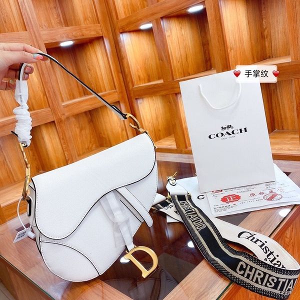

[star matching ]saddle bag 2021 summer new bag women's retro one shoulder messenger portable fashion trend ysj