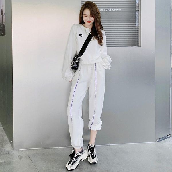 

women's two piece pants the fall of 2021 loose sports and leisure suit fashion sweater foot two-piece trend, White