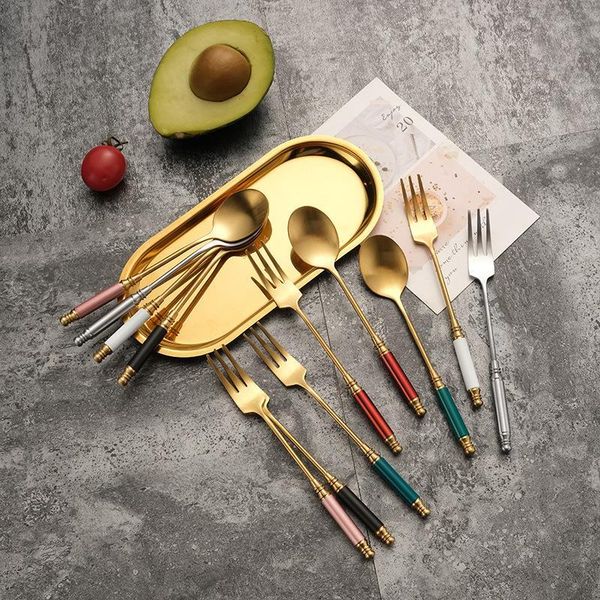 

spoons 1pcs vintage tableware mini european style metal gold carved coffee fruit dessert fork kitchen tool teaspoon