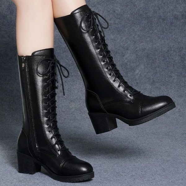 

boots 2022 martn female student korean winter net red thin 2021 warm long plus velvet women's shoes trend, Black