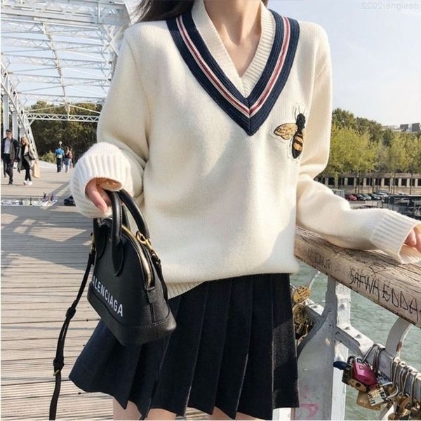 

designer fashion women's sweater knit v-neck soft and comfortable personality bee embroidery trendy street dance, White;black