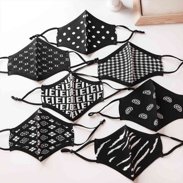 

korean version thousand bird lattice letter knitted jacquard mask women's warm ear hanging dust mask in autumn and winter