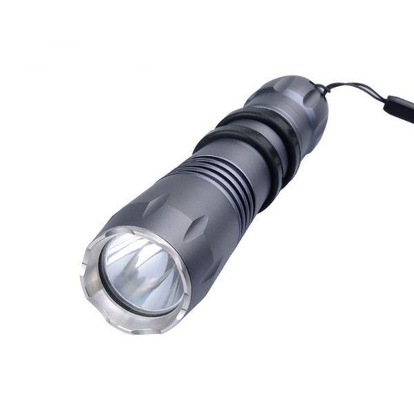 

hunting with white/green/red light illuminated by r5 mini led torch flashlights torches