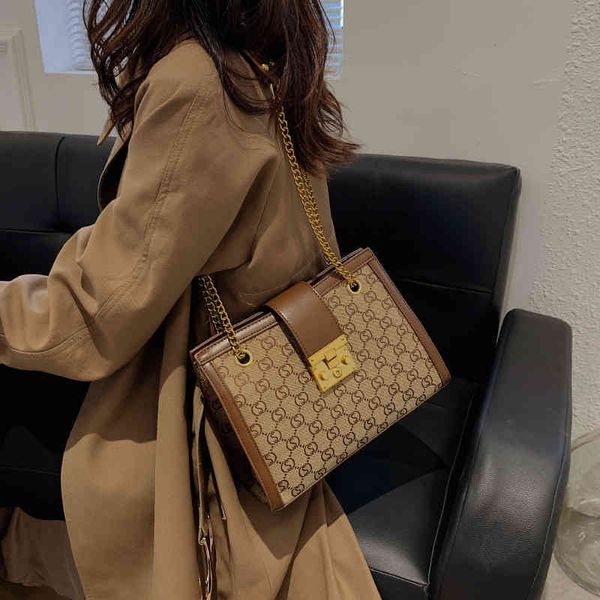 

75% off luggage factory wholesale this year's popular autumn and winter minority ins single shoulder messenger bag texture work commute