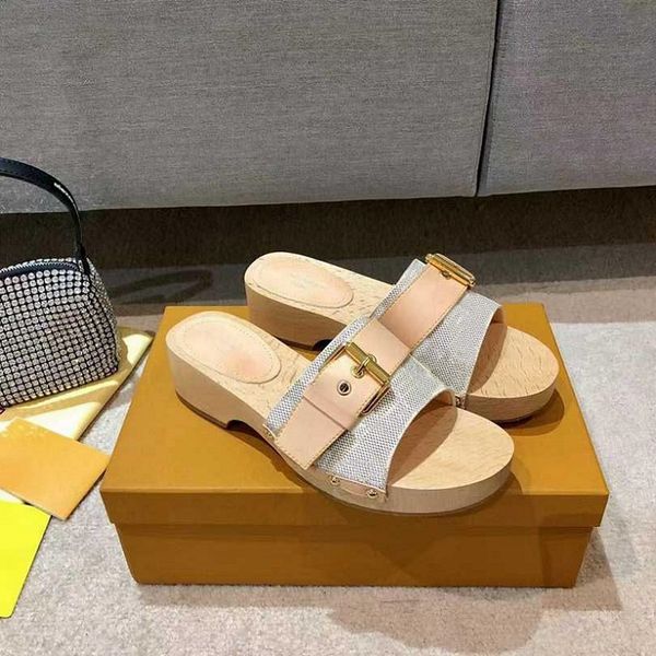 

spring and summer 2021 new beech sole sandals high-end quality fashion temperament ladies casual thick-soled slippers sandals comfortable, Black