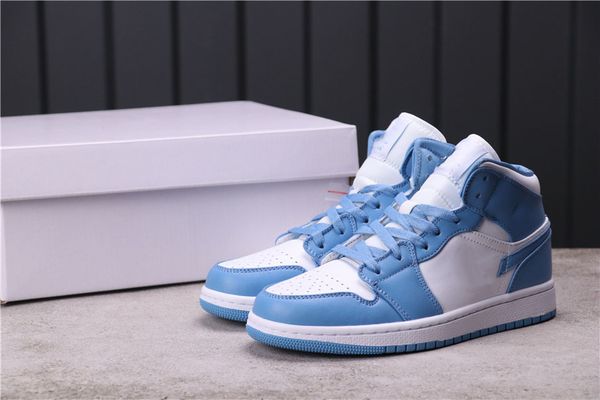 

jumpman mid cut 1 1s north carolina basketball shoes men women trainers sneakers sports des chaussures zapatos come with boxmdci