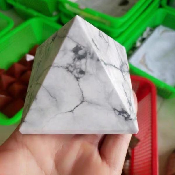 

decorative objects & figurines the natural white turquoise of pyramids.crystalline energy points are used for reiki healing