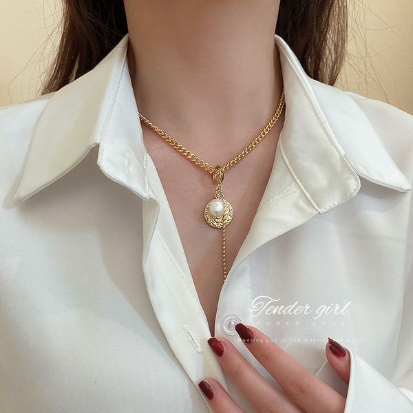 

diamond inlaid pearl circle t-shaped buckle necklace fashion east gate simple personality clavicle chain fashion net red pendant female, Black