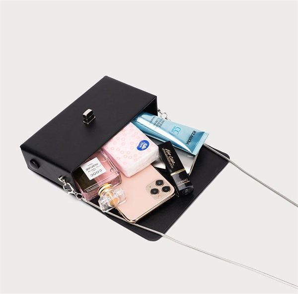 

designers duffel bags 45cm 55cm luxury large capacity travel sale women men genuine leather shoulder fashion bag carry rivets with lock head