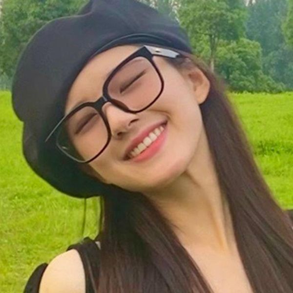 

outdoor eyewear fashion square oversized women sunglasses trendy versatile gradient rivet shades mirror uv400 beach travel driving sun glass