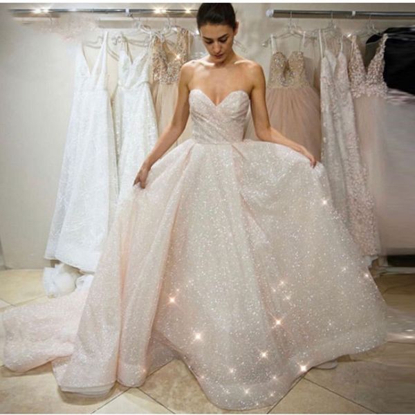 2022 Abito da sposa lungo senza spalline con paillettes scintillanti per le donne Collo a cuore senza maniche Una linea di abiti da sposa bling Lunghezza del pavimento Abiti da sposa da sposa