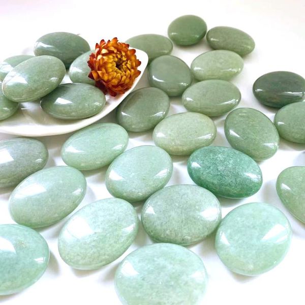 

decorative objects & figurines wholesale natural crystal higt quality hand carving green aventurine lucky plam stone geomantic omen and gift