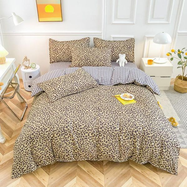 

bedding sets fashion girl classic leopard set 3/4pcs quilt cover bed sheet pillowcase  king full size single twin room decor