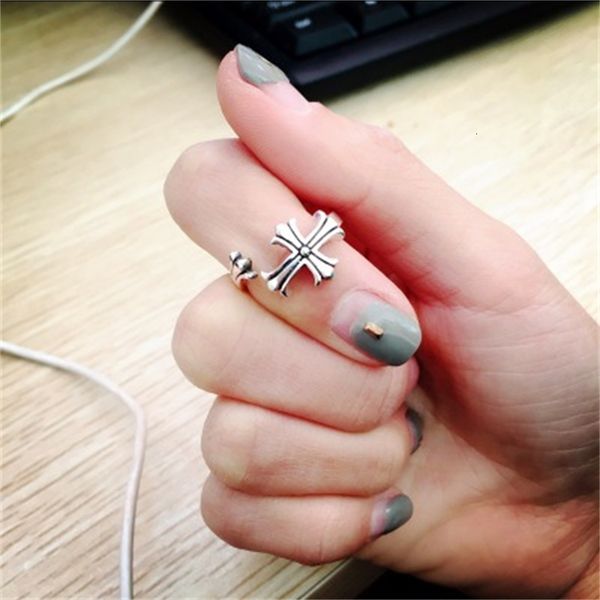 

s925 yintai sier asymmetric circle cross opening ring for trendsetters, Silver
