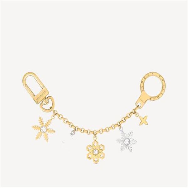 

luxurys designer keychain buckle lovers car keychain handmade leather keychains men women bag pendant accessories 17 color, Silver