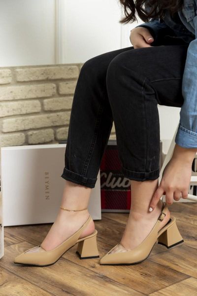 

nude transparent low-cut heels sandals, Black