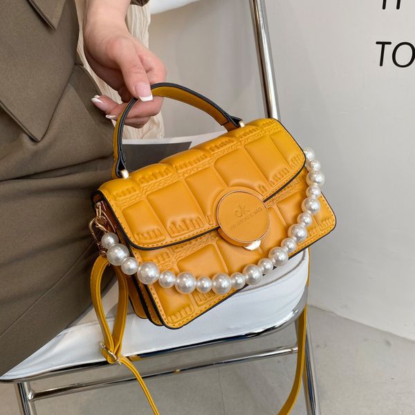 

factory direct sale 75% off women's 2021 new simple embossed pearl chain portable single shoulder messenger bags