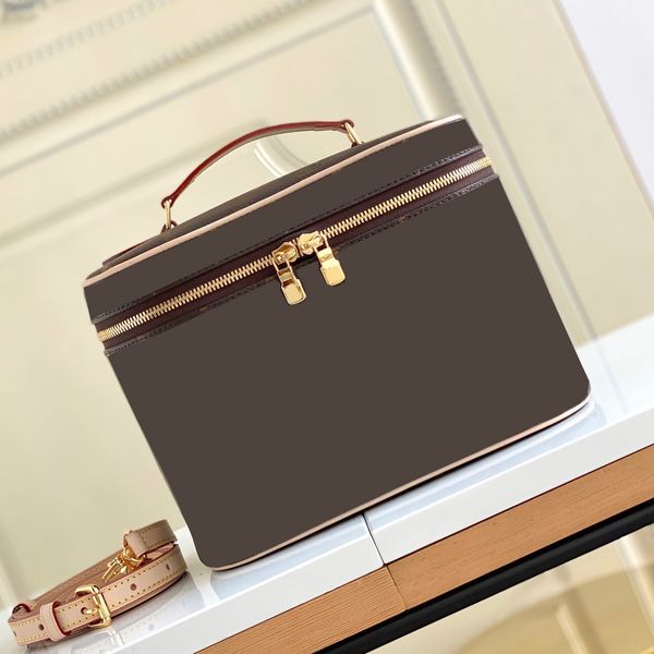 

portable large capacity cosmetic bag classic print fashion retro designer women portable mini messenger bags shoulder bagg necessary for tra