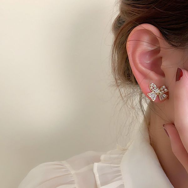 

real gold electroplating 925 silver needle pearl zircon bow small mori fashion personalized earrings female, Golden