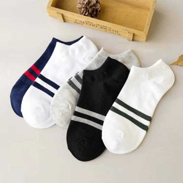 

spring and summer short tube solid men's middle two bar boat low shallow mouth thin carpet socks, Black