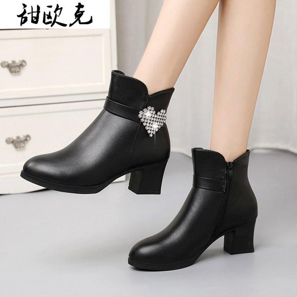 

boots 2021 winter women's fashion zipper short plus velvet warmth pointed high heel platform rhinestone women ankle, Black