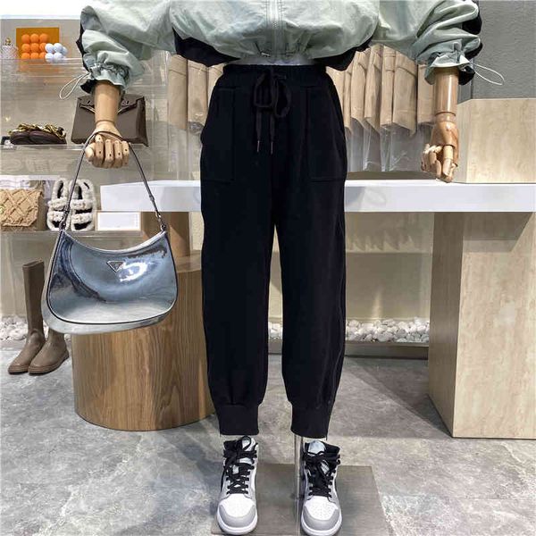 

capri niche design 2021 fashion women's waist cleft leg turnip pants, Black;white