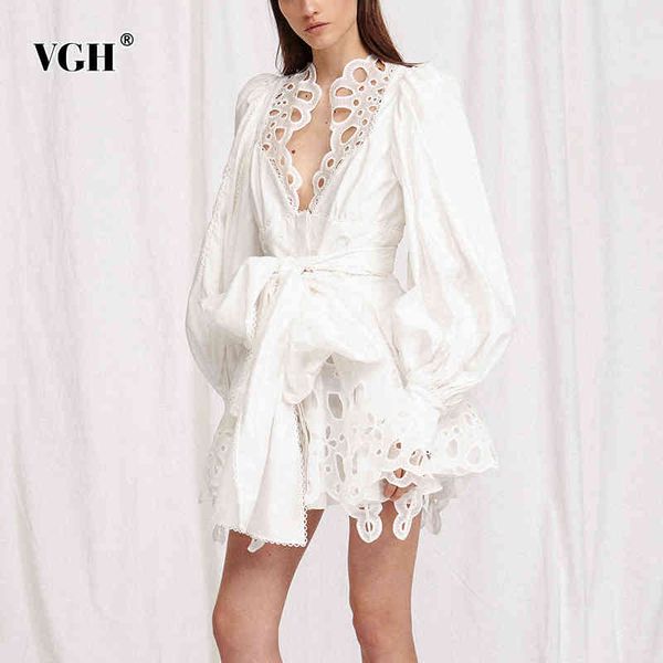 

vgh korean black hollow out dresses for female v neck lantern long sleeve high waist lace up sashes mini dress womens new 210421, Black;gray