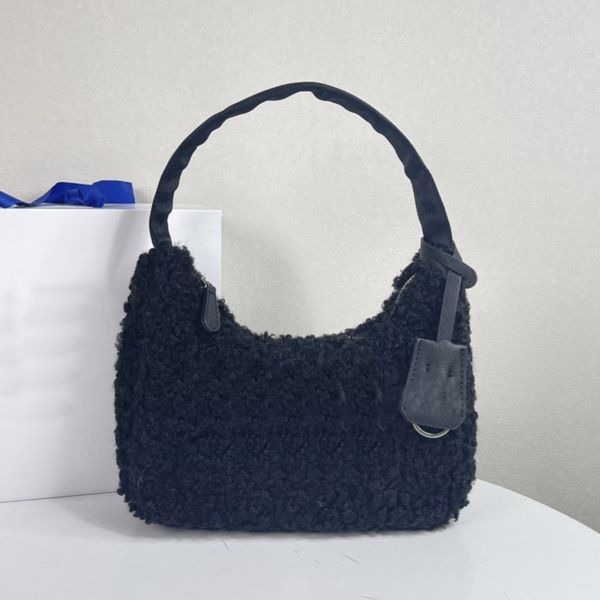 

women plush classic underarm bag zipper closure brand p handbag purse shoulder bags plain colour fashion lady wallets