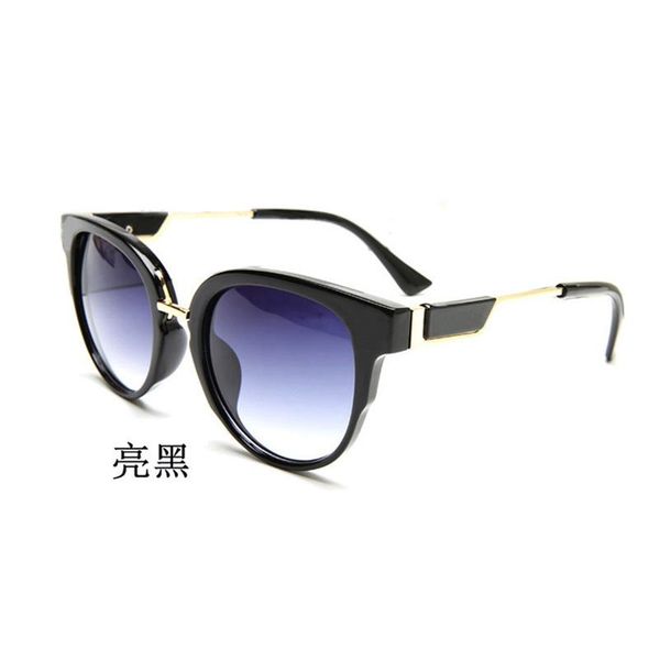 

sunglasses 2021 square women vintage letter frame sun glasses design classic shades driving uv400 gafas oculos, White;black
