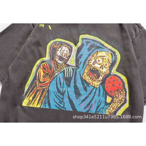 

gaojiechao brand loose kanye hip hop graffiti half short sleeve round neck t-shirt for men and women, White;black