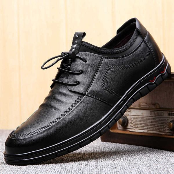 

2021 autumn and winter men's leather casual sho thick soled soft elastic belt lace up fashion busins