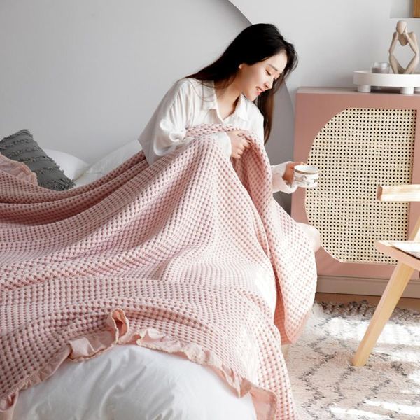 

blankets 100% cotton bedspread on the bed blanket comfortable plaid