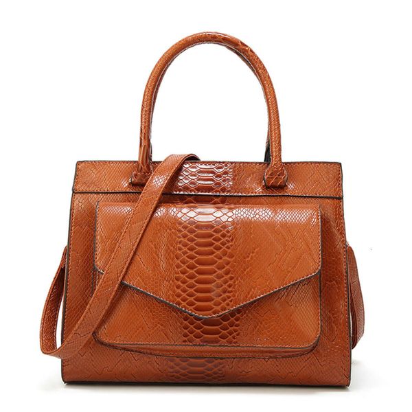 

2021 snake hand bag fashion women's simple atmosphere shoulder