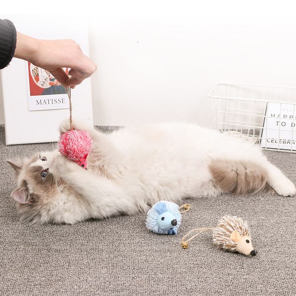 

toy pet tedora plush sisal mouse teases cat to throw toys