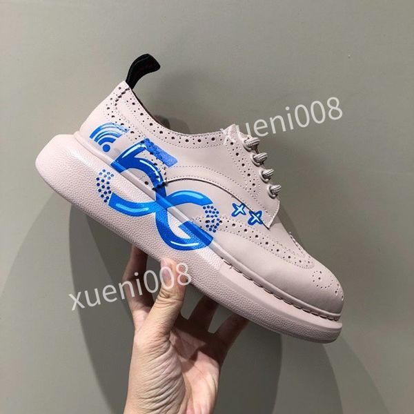 

2021 ladies graffiti white shoes mens leather casual shoe flowers platforms print pattern fashion personality wild couple sneakers women xrx, Red;white