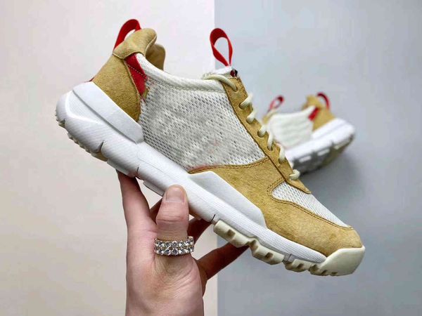 2021 Release Tom Sachs x Craft Mars Yard 2.0 TS Joint Limited Sneaker Natural Sport Red Maple Scarpe sportive autentiche con scatola originale