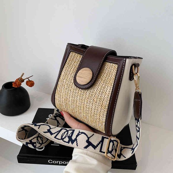 

2022 latest handbag factory store on may straw textured female spring and broadband messenger single shoulder small square