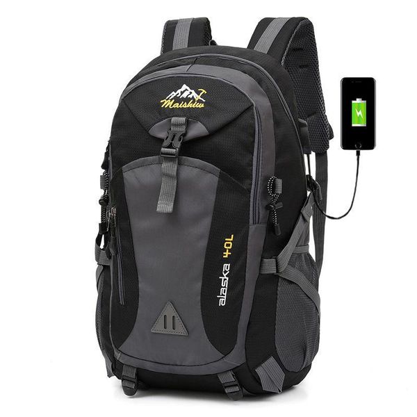 

backpack fashion men's nylon material large capacity casual outdoor movement travel student bag multifunctional design
